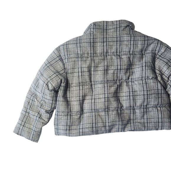 A new Day Short Cropped Plaid Puffer XXL - Picture 5 of 7